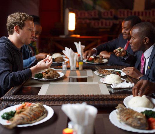 Mark Zuckerberg at Mama Oliech's - Nairobi eating fish