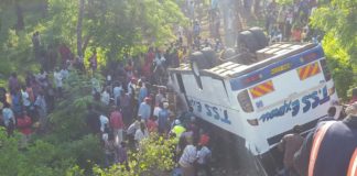 TSS Bus from Nairobi to Mombasa involved in an accident at Bonje