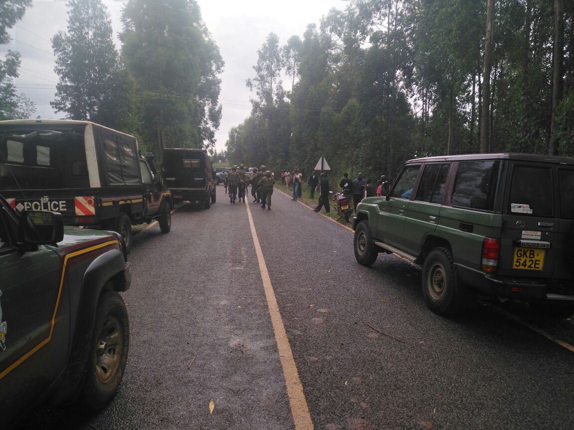 Deputy President William Ruto's home is under attack by heavily armed gunmen photos